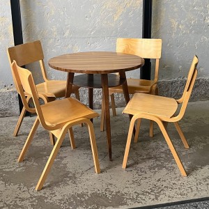 Drewniane krzesła sklejkowe lata 70. komplet   4 szt. 