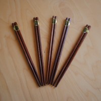 Drewniane pałeczki kolor palisander