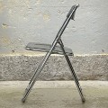 krzesla-skladane-chromowane-z-dymionego-akrylu-design-jak-pila-vintage-lata-70-80-008.jpg
