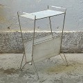 stolik-gazetnik-metalowy-styl-mid-century-modern-design-lata-60-70-005.jpg