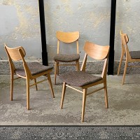 Tapicerowane krzesła z drewna bukowego lata 60/70.