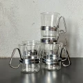 minimalstyczne-filizanki-szklanki-z-metalowym-uchem-vintage-design-lata-60-70-003.jpg