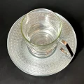 minimalstyczne-filizanki-szklanki-z-metalowym-uchem-vintage-design-lata-60-70-009.jpg
