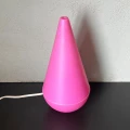 lampka-z-tworzywa-rozowa-stozkowa-design-pop-art-vintage-003.jpg