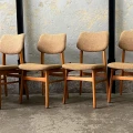 krzesła-tapicerowane-z-uchwytem-vintage-design-lata-60-70-006.jpg