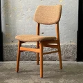 krzesła-tapicerowane-z-uchwytem-vintage-design-lata-60-70-009.jpg