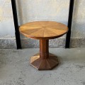 drewniany-okragly-stol-w-stylu-art-deco-001.jpg