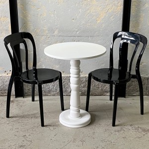 Biały okrągły stół  z toczoną nogą