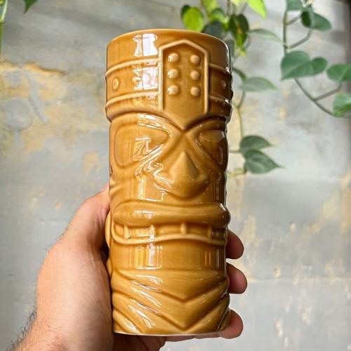 crazy-tiki-mug-brazowy-001.jpg