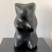 Czarna figurka misia Haribo