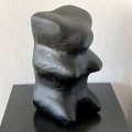 czarna-gipsowa-figura-misia-haribo-002.jpg
