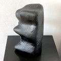 czarna-gipsowa-figura-misia-haribo-005.jpg