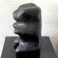 czarna-gipsowa-figura-misia-haribo-006.jpg