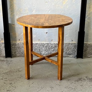 Stół vintage z okrągłym blatem zdobionym czeczotą