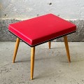 czerwony-tapicerowany-stolek-z-drabinka-z-lat-70-003.jpg