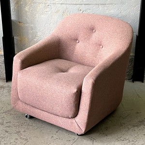 Obszerny fotel wypoczynkowy z lat 70