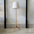skandynawska-lampa-podlogowa-z-drewna-egzotycznego-lata-60-70-003.jpg