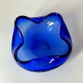 szklana-popielniczka-murano-granatowa-bullicante-lata-60-70-001.jpg