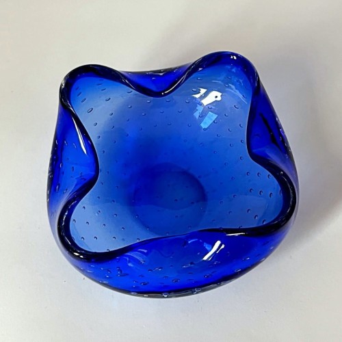 szklana-popielniczka-murano-granatowa-bullicante-lata-60-70-001.jpg