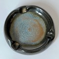recznie-wykonana-ceramiczna-szkliwiona-popielniczka-001.jpg