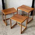 stoliki-trojaczki-z-drewna-egzotycznego-skandynawski-design-019.jpg