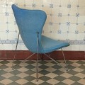 niebieski-fotel-w-stylu-space-age-jak-arne-jacobsen-design-lata-80-90-005.jpg