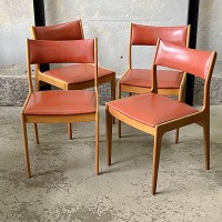 Komplet krzeseł z drewna egzotycznego ruda  ekoskóra 