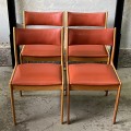 krzesla-z-drewna-egzotycznego-skora-dunski-design-001.jpg