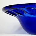 szklana-misa-ozdobna-kobaltowy-kolor-006.jpg