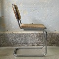 tapicerowane-modernistyczne-krzesla-rurkowe-w-stylu-bauhaus-011.jpg