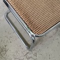 tapicerowane-modernistyczne-krzesla-rurkowe-w-stylu-bauhaus-018.jpg