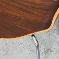 dunskie-krzeslo-z-gietej-sklejki-drewno-egzotyczne-styl-arne-jacobsen-013.jpg