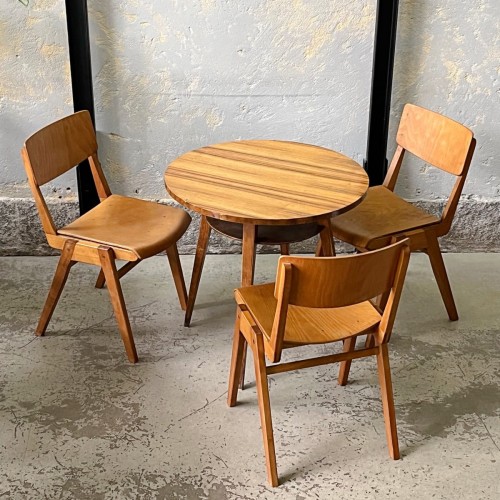 drewniane-krzeslo-sklejkowe-sztaplowane-design-lata-70-017.jpg