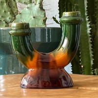 Dwuramienny szkliwiony świecznik ceramiczny