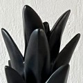 czarny-ananas-dekoracja-z-ciezkiego-tworzywa-004.jpg