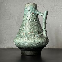 Zielony wazon z uchem Jopeko Keramik Fat Lava