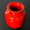 czerwony-ceramiczny-szkliwiony-wazon-009.jpg