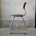 krzeslo-z-gietej-sklejki-flototto-pagwood-na- plozach-design-lata-70-80-004.jpg