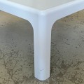 stolik-kawowy-z-tworzywa-horn-collection-design-space-age-lata-70-011.jpg