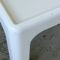 stolik-kawowy-z-tworzywa-horn-collection-design-space-age-lata-70-012.jpg