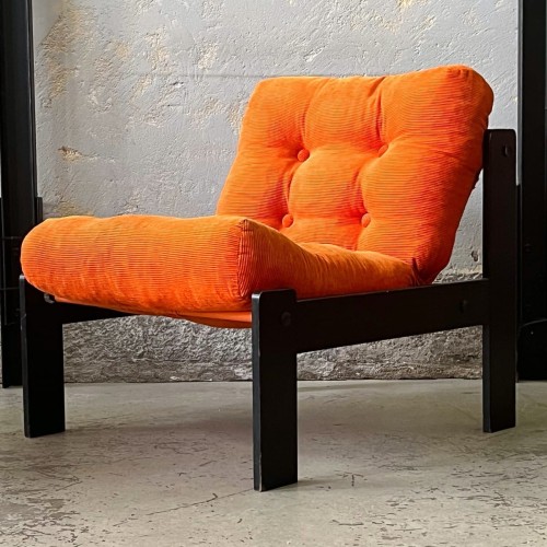 fotel-wypoczynkowy-sztruksowy-pomaranczowy-design-lata-70-80-003.jpg