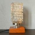 lampka-tekowa-z-krysztalowym-kloszem-lata-60-70-001.jpg