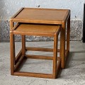 komplet-stolikow-kawowych-z-drewna-egzotycznego-design-lata-60-70-001.jpg