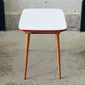 solik-z-szufladka-biurko-dzieciece-vintage-lata-70-005.jpg