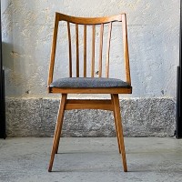 Krzesło z drewna egzotycznego, proj. Antonin Suman lata 60. 