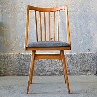 Krzesło z drewna bukowego, proj. Antonin Suman lata 60.  