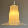lampa-kapelusz-z-bialego-tworzywa-lata-70-80-002.jpg