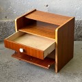 nakastlik-szafka-nocna-design-lata-50-004.jpg