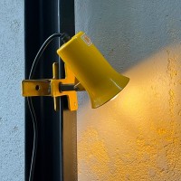 Żółty reflektorek lampka z klipsem  Lita France