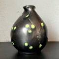 wazon-awangardowy-opalizujacy-zielony-wzor-vintage-003.jpg